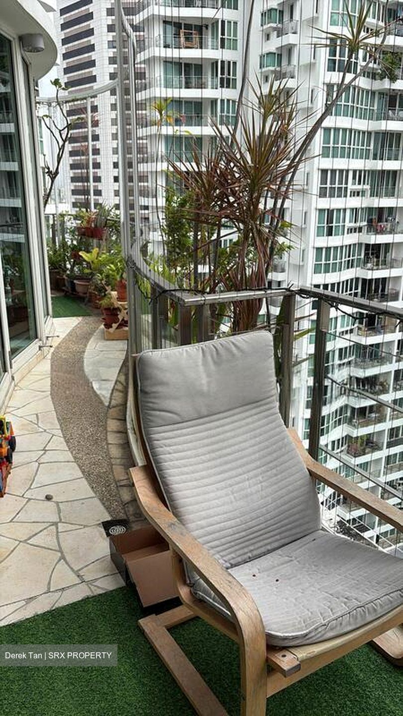 Cote D'Azur (D15), Condominium #498086281